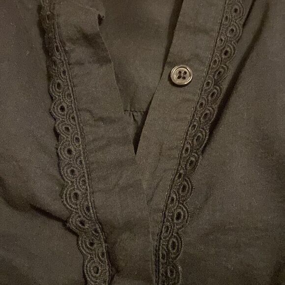 Black blouse   - Picture 9 of 9